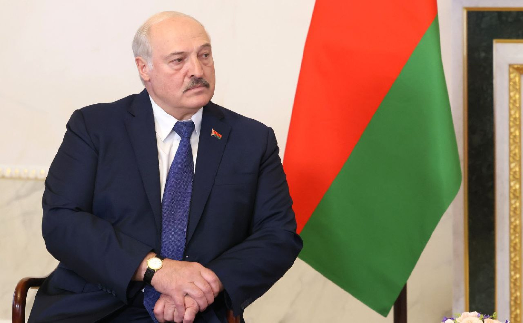 Лукашенко считает, что на Украине реализуют сценарий, который не прошел в Белоруссии