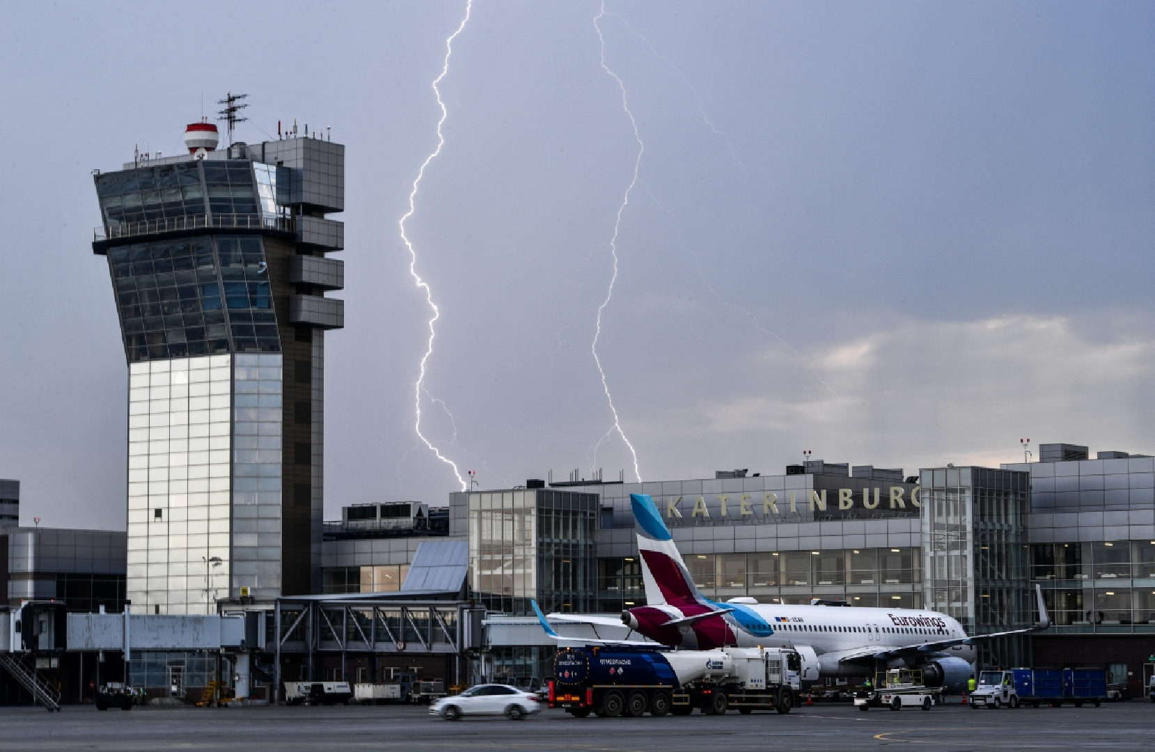 Самолет москва дюссельдорф