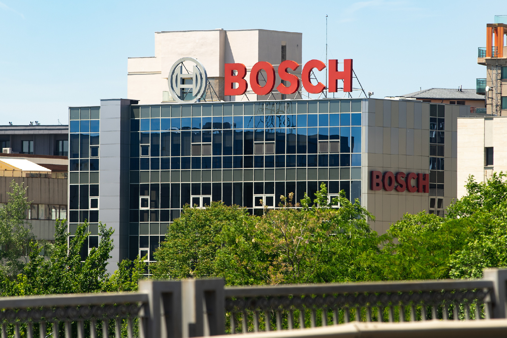 В России заводы Bosch приобрела китайская компания | Радио 1