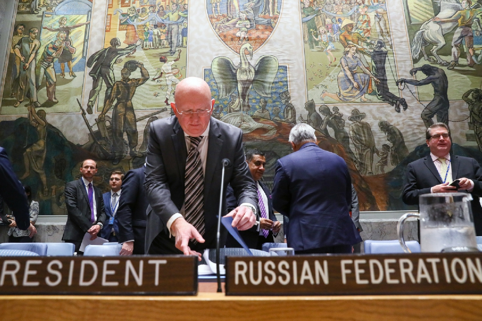 Небензя: Россия имеет право самостоятельно расследовать подрыв обоих «Северных потоков»