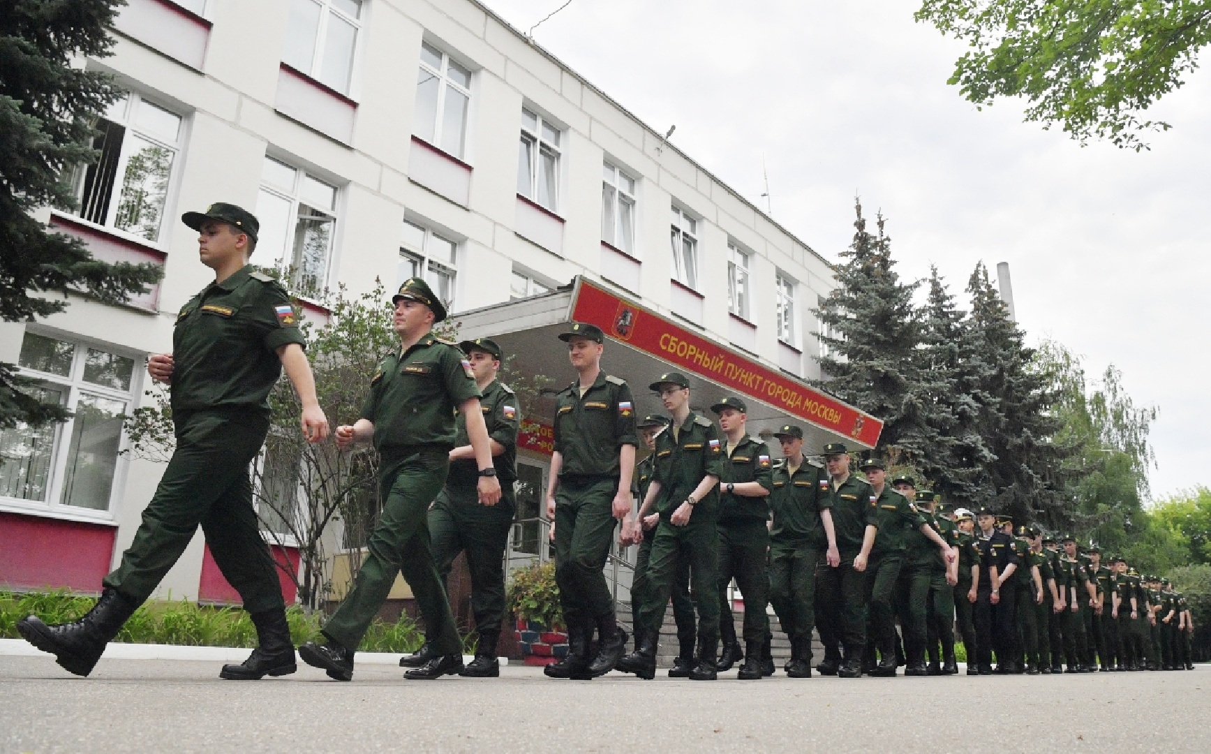 Военный эксперт Живов рассказал о преимуществах службы по контракту |  12.07.2023 | Подмосковье - БезФормата