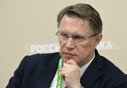 Мурашко заявил о планах перехода на новую систему оплаты труда медиков