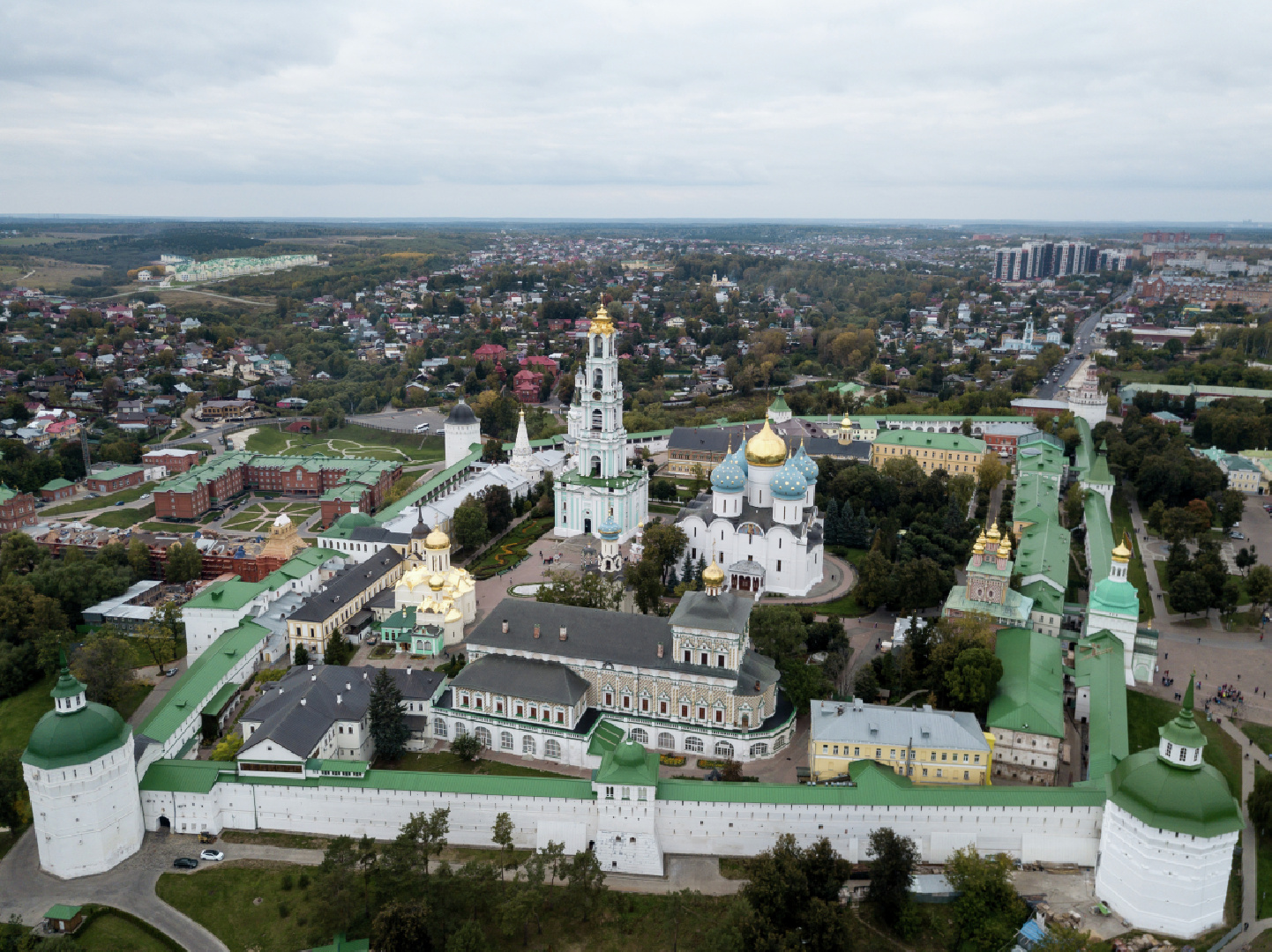 Троице-Сергиева лавра не пострадала от взрыва в Сергиевом Посаде | Радио 1