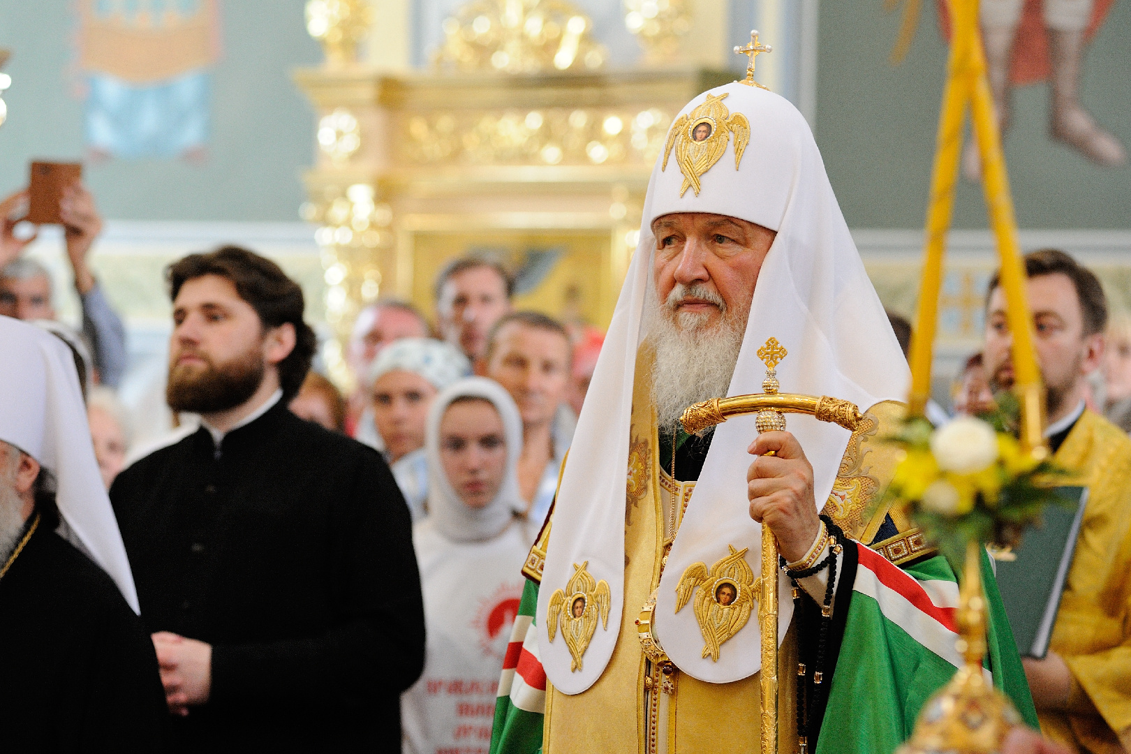Патриарх Кирилл освятил новый благовестный колокол в Звенигороде
