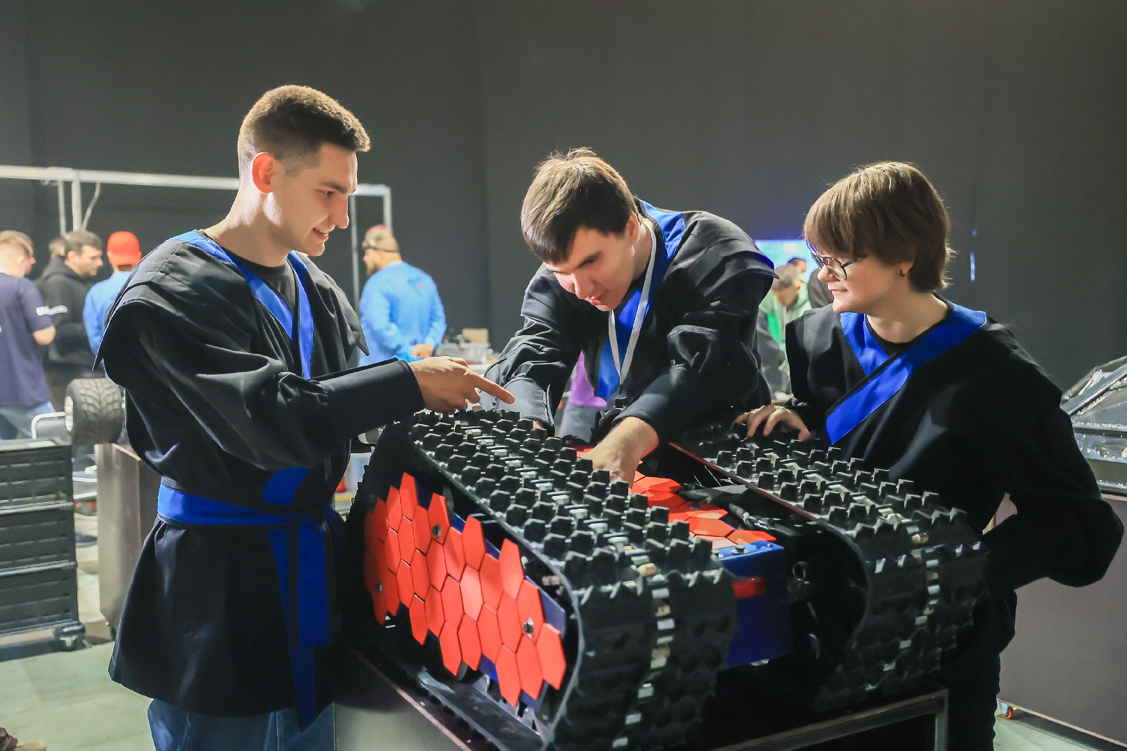 Битва роботов москва 16 декабря. Битва роботов москва 16 декабря. Битва роботов москва 16 декабря. Битва роботов москва 16 декабря. Битва роботов москва 16 декабря.