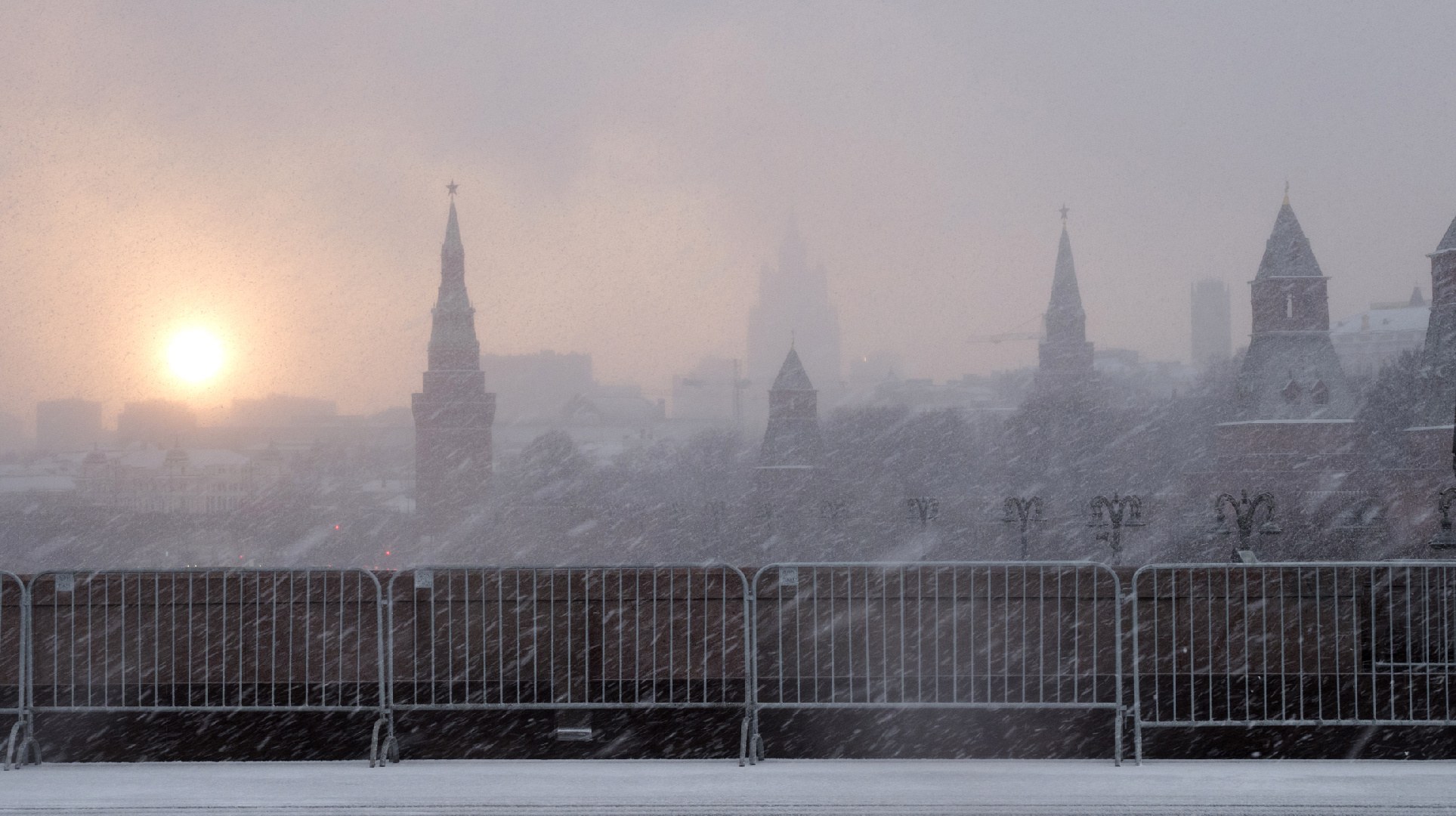 москва вся в снегу