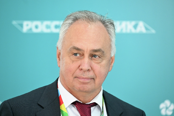 Курирующий авиацию замглавы Минтранса Чалик уйдет в отставку