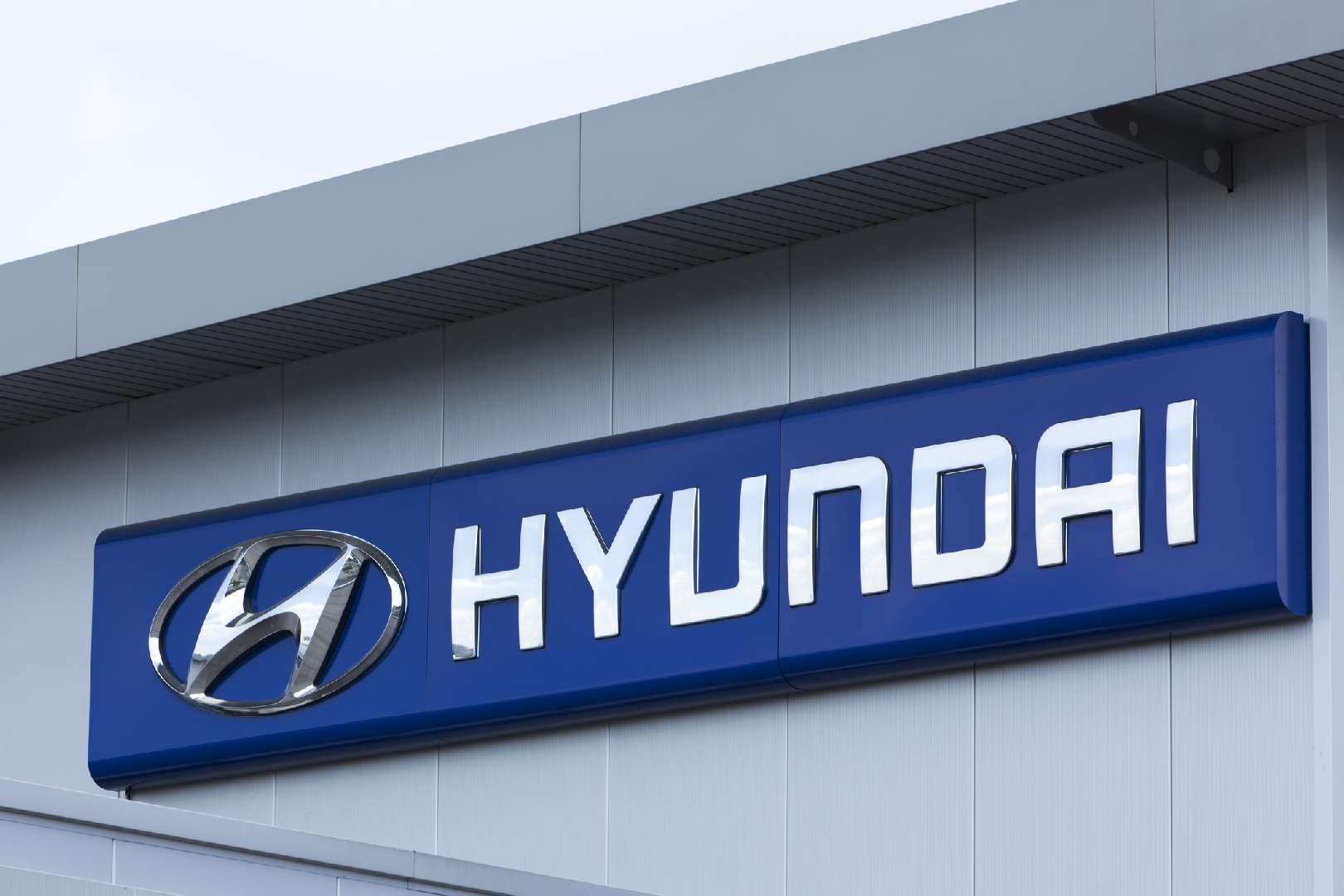 В Петербурге возобновил работу завод Hyundai | Радио 1