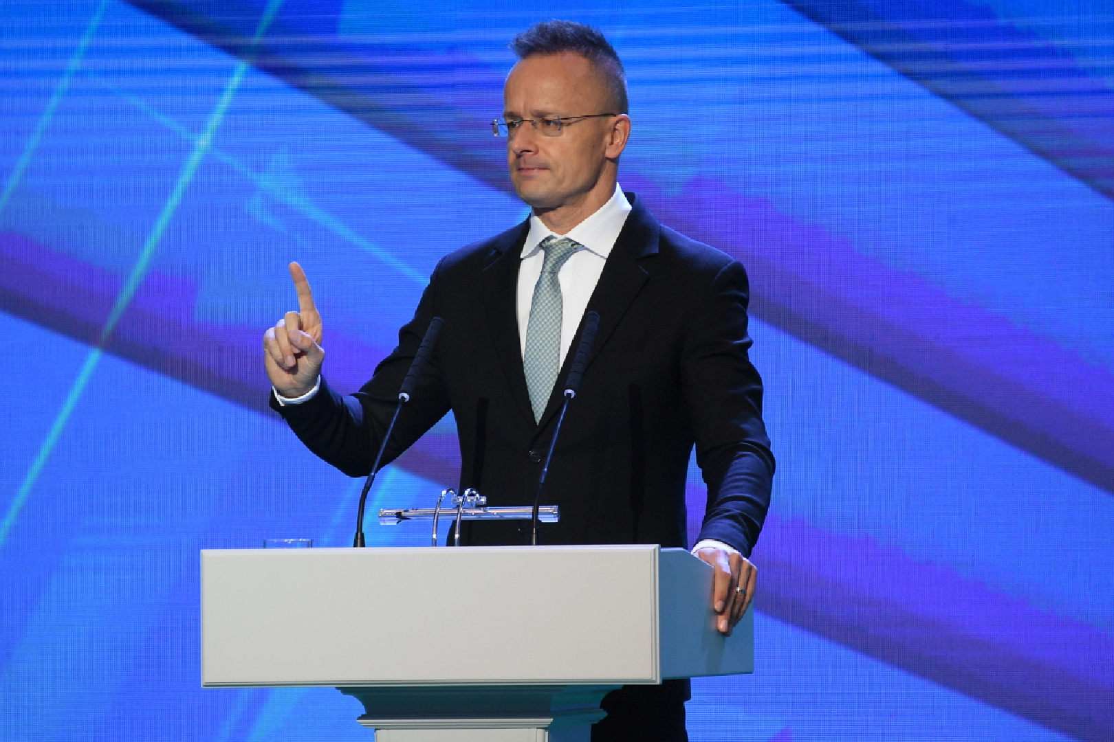 Венгрия не будет участвовать в работе НАТО по координации поставок оружия Киеву
