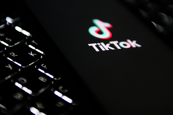TikTok может уволить ключевого сотрудника на фоне угрозы запрета в США