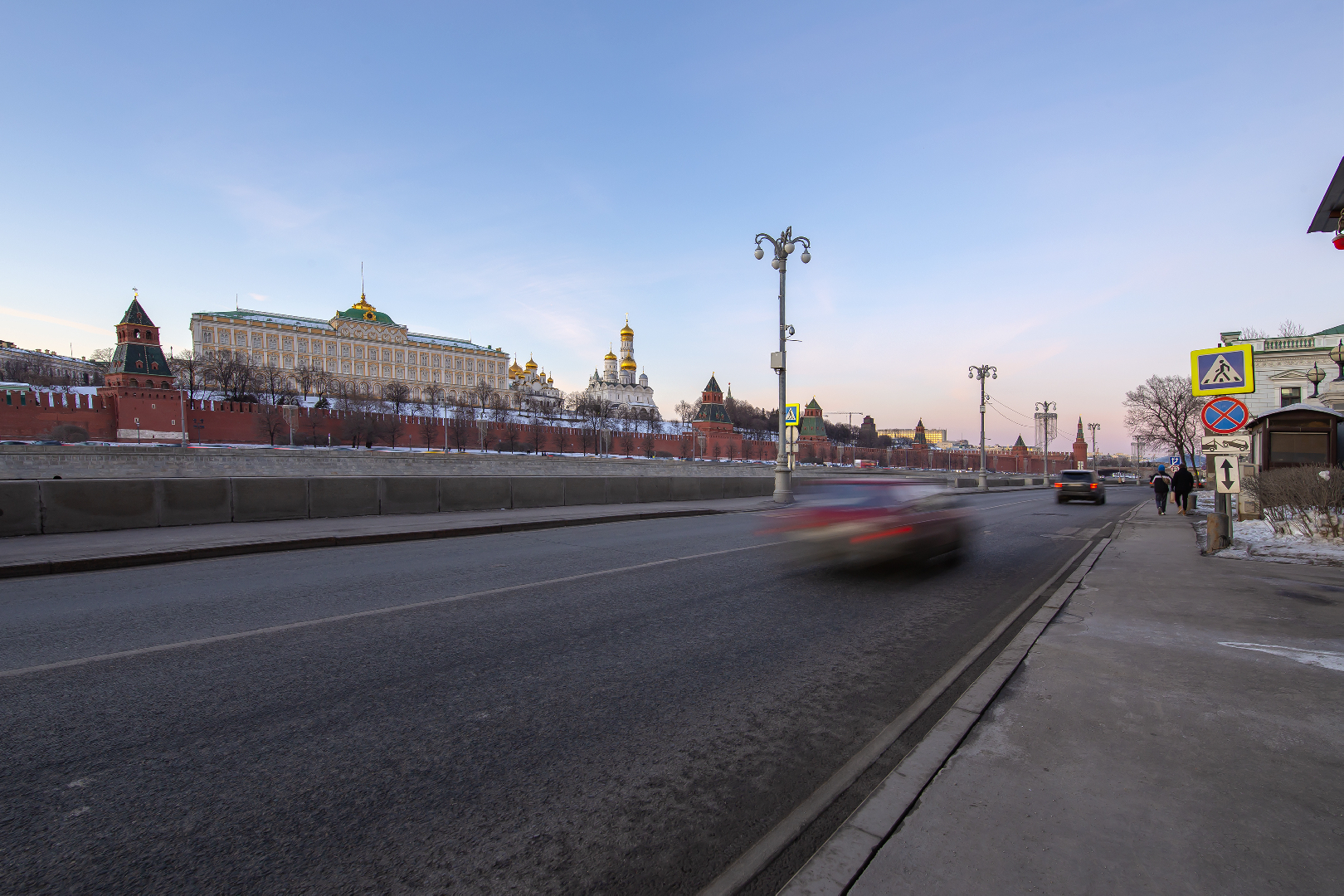 Сообщается о взрыве в районе Пятницкого шоссе в Москве | Радио 1