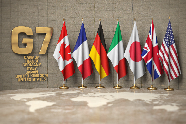 Страны G7 собрались продлить заморозку российских активов