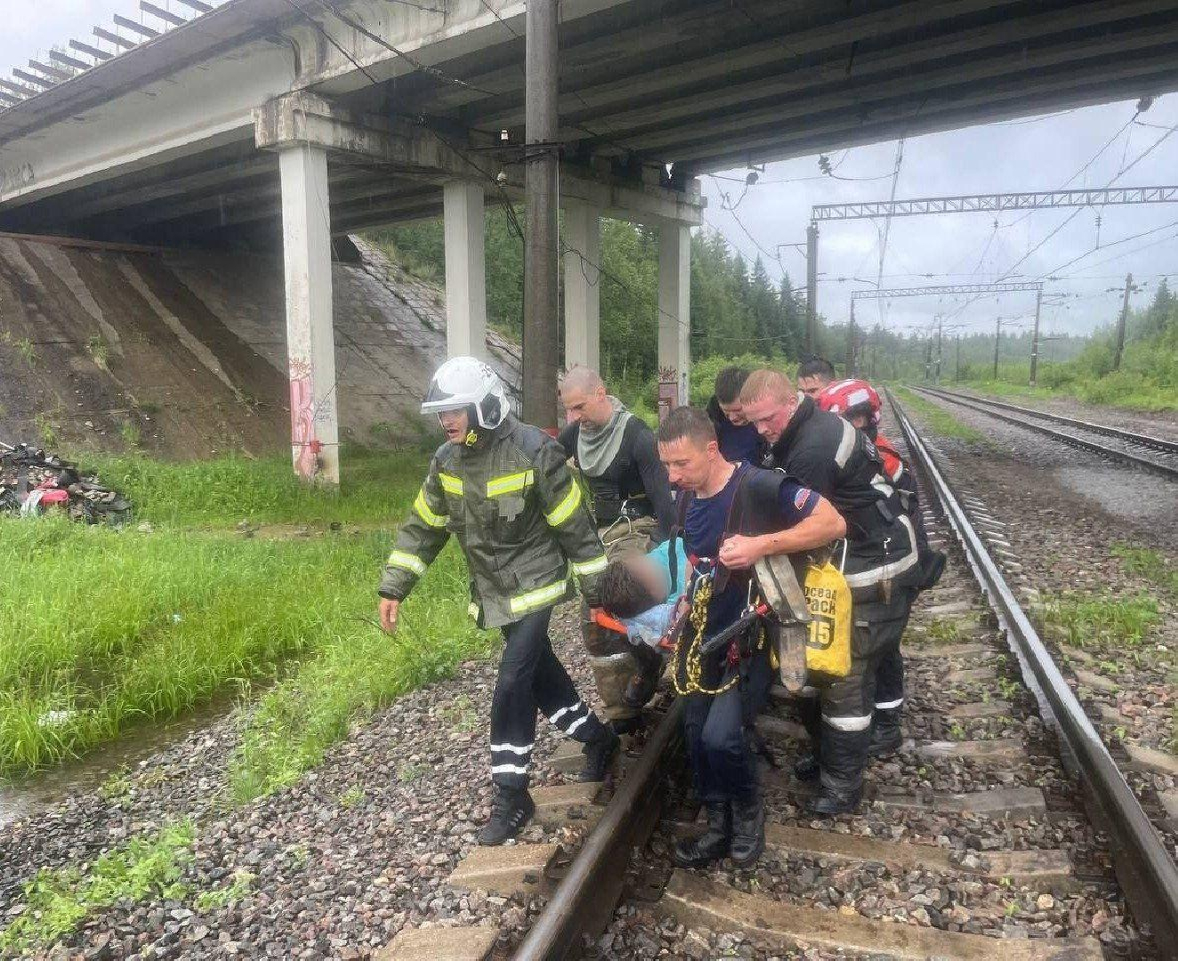 В Солнечногорске спасли из воды подростка, сломавшего ногу при купании |  Радио 1