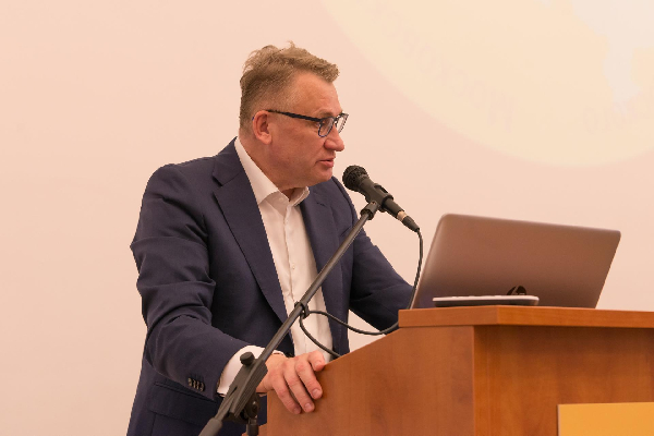 Директор МОНИКИ поздравил профессорский состав и ординаторов с началом нового учебного года