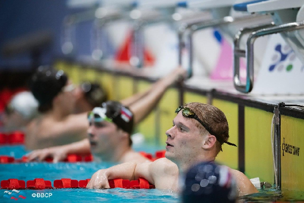 Подмосковные пловцы завоевали ещё три медали на чемпионате России
