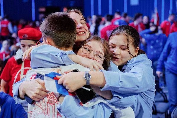 Жители Подмосковья могут подать заявки на премию #МЫВМЕСТЕ