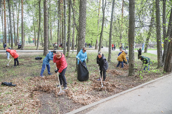В Шатуре провели общеобластной субботник на 26 площадках