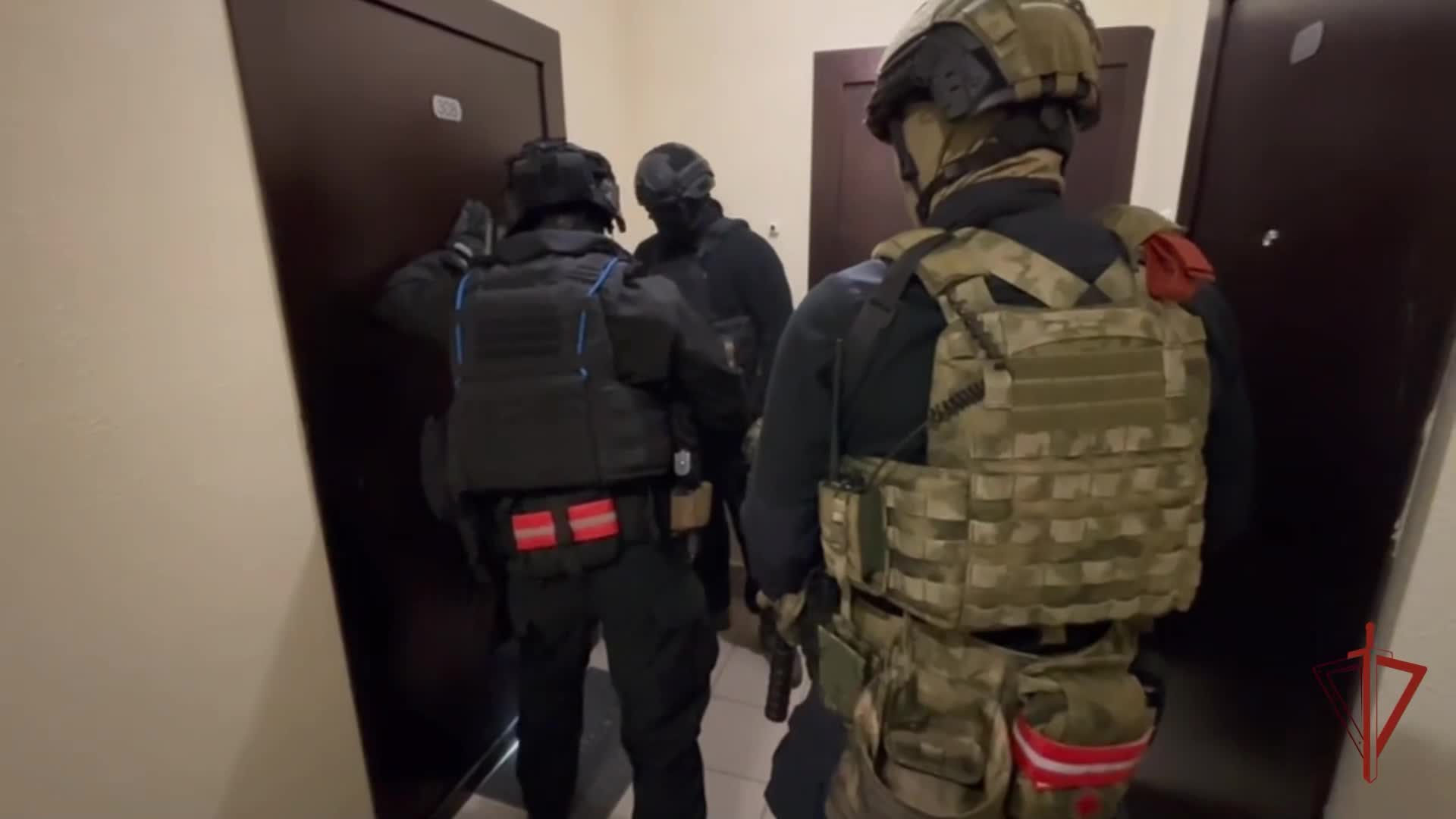 Росгвардия задержала подозреваемых в мошенничестве против пенсионеров в Москве