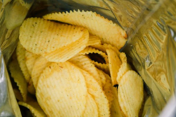 Лето без чипсов: россиян предупредили о дефиците Lay’s и Cheetos