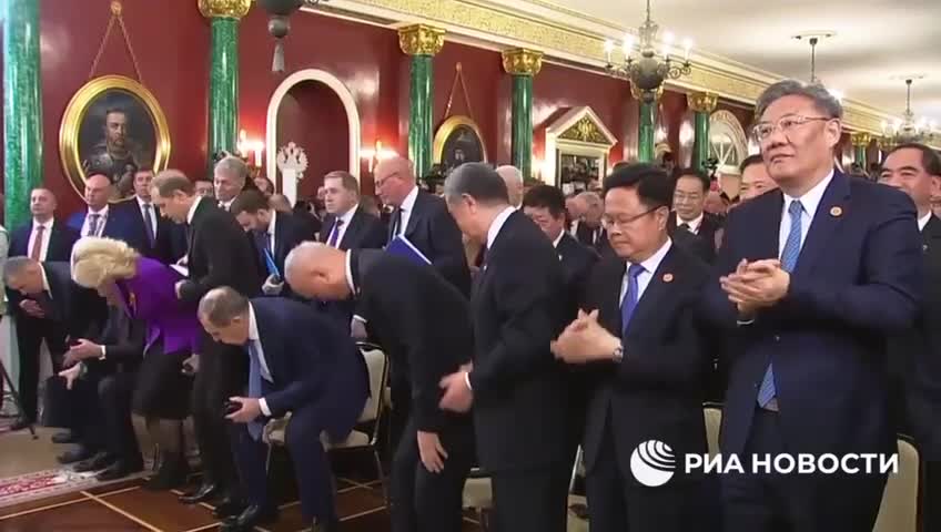 Глава Общественной палаты Подмосковья Торкунов подписал соглашение о сотрудничестве МГИМО и Университа Цинхуа