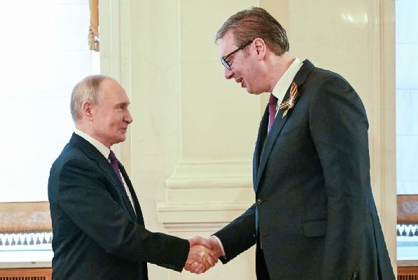 президент России Владимир Путин и президент Сербии Александр Вучич (Фото: РИА Новости/Сергей Бобылев)