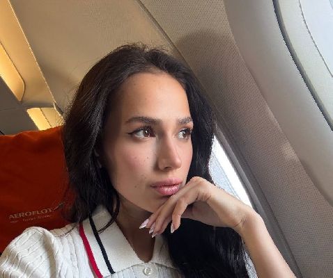 Алина Загитова (Фото: Telegram/azagitova_official)