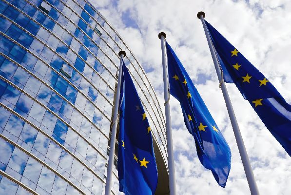 Bloomberg: в ЕC ждут переговоров в Турции, прежде чем просить США о санкциях