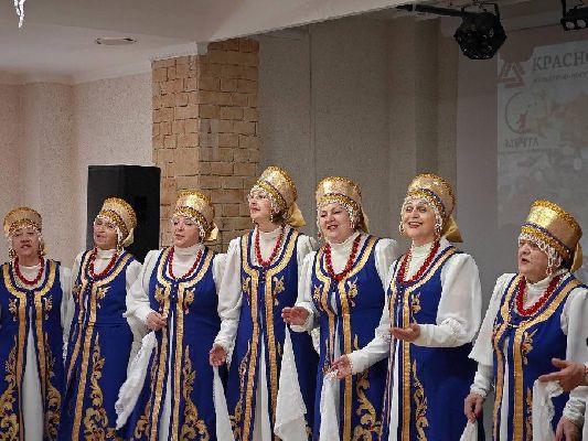 В Красногорском клубе «Мечта» представили программу фронтовых песен