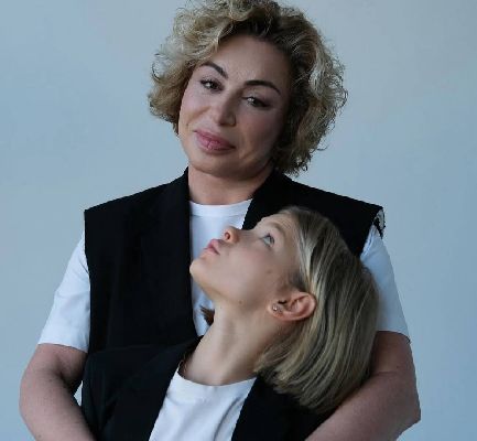 Симона Черноморская с внучкой Алисой (Фото: Инстаграм* @simona280)