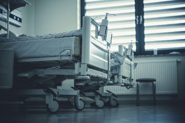 Девять человек находятся в больнице после атаки ВСУ на дом в Ельце