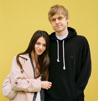 Ваня Усович с женой Анастасией (Фото: Инстаграм* @nastya_bells_)