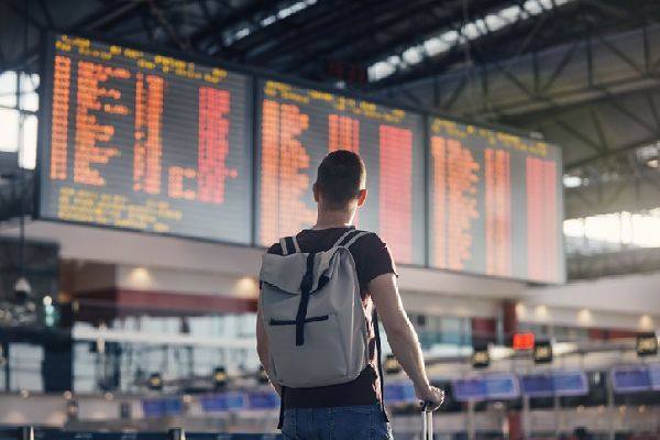 В двух московских аэропортах ввели ограничения на полет самолетов