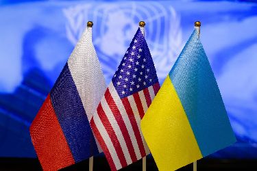 В ГД оценили заявление Келлога о возможной встрече Путина с Трампом и Зеленским в Женеве