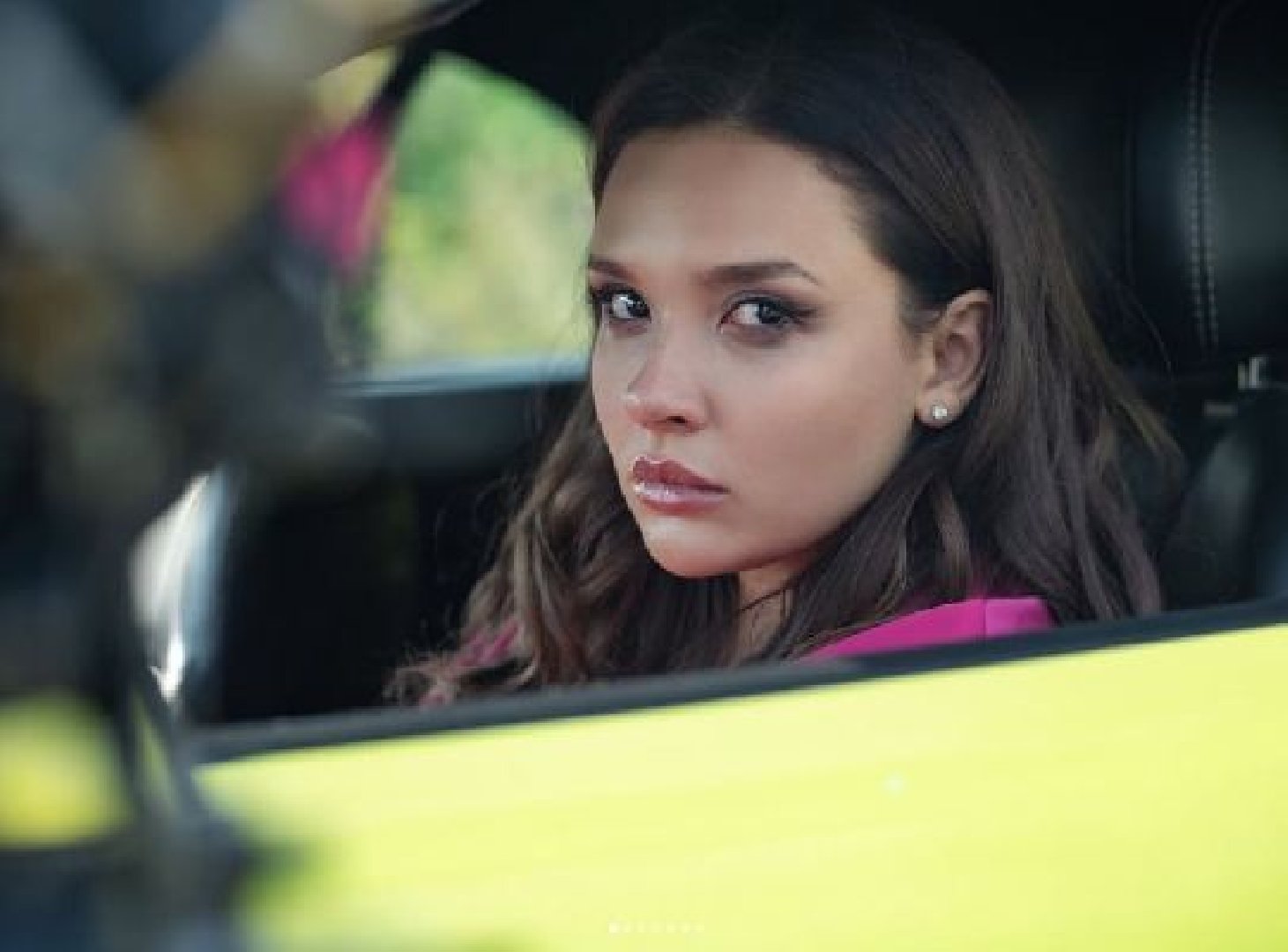 Тұрған кезде попка сіңген (порно видео)