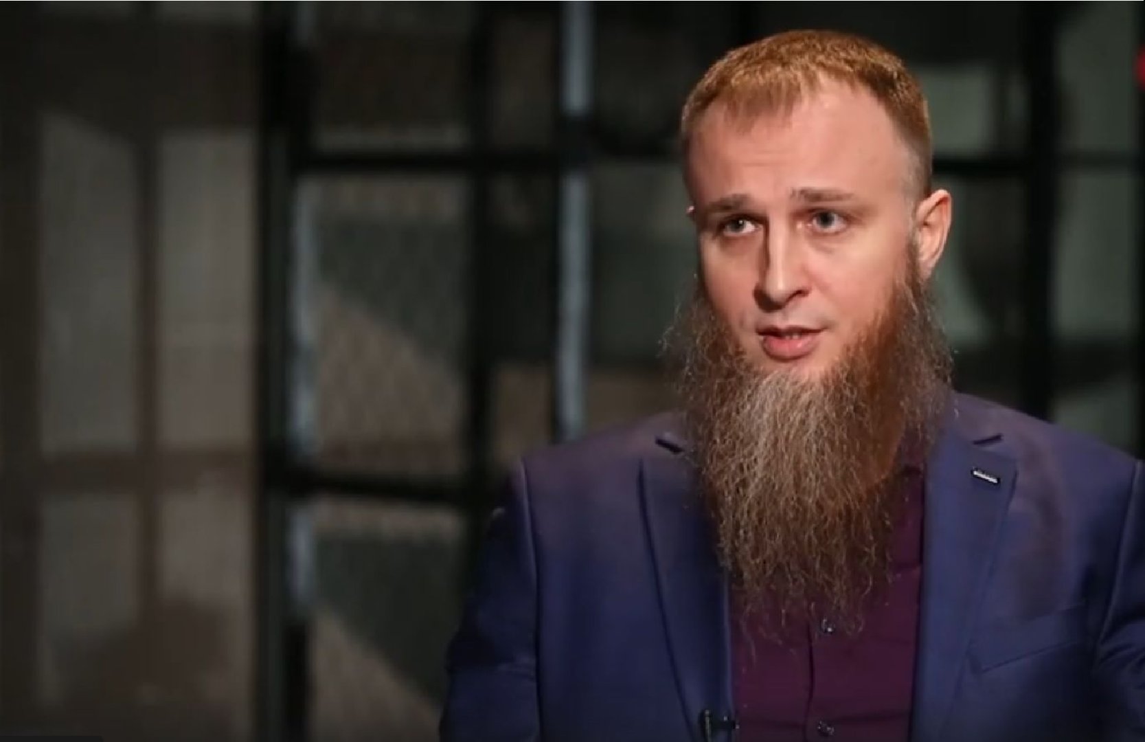 «Есть другая сторона»: Эксперт раскрыл желания многоженца Ивана Сухова