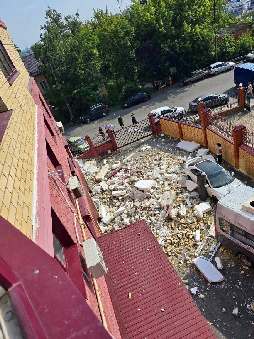 Хинштейн навал причину взрыва в доме в центре Курска