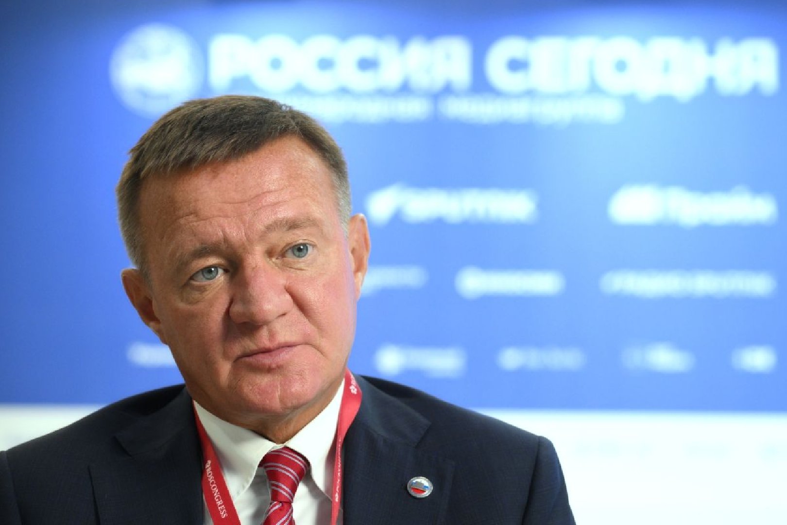 Отсутствие охранников и предсмертной записки: в самоубийстве экс-главы Минтранса Романа Старовойта заметили ряд странностей