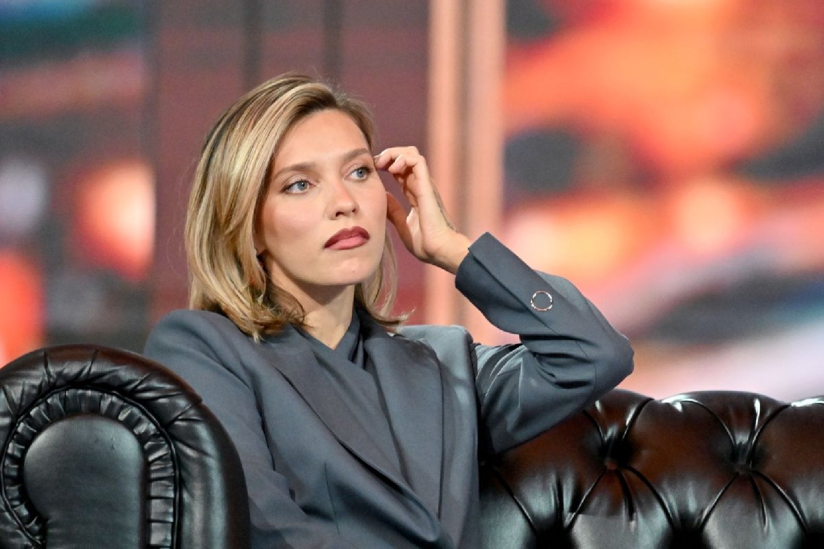 «Боюсь, съедет»: беременная Регина Тодоренко переживает за мужа