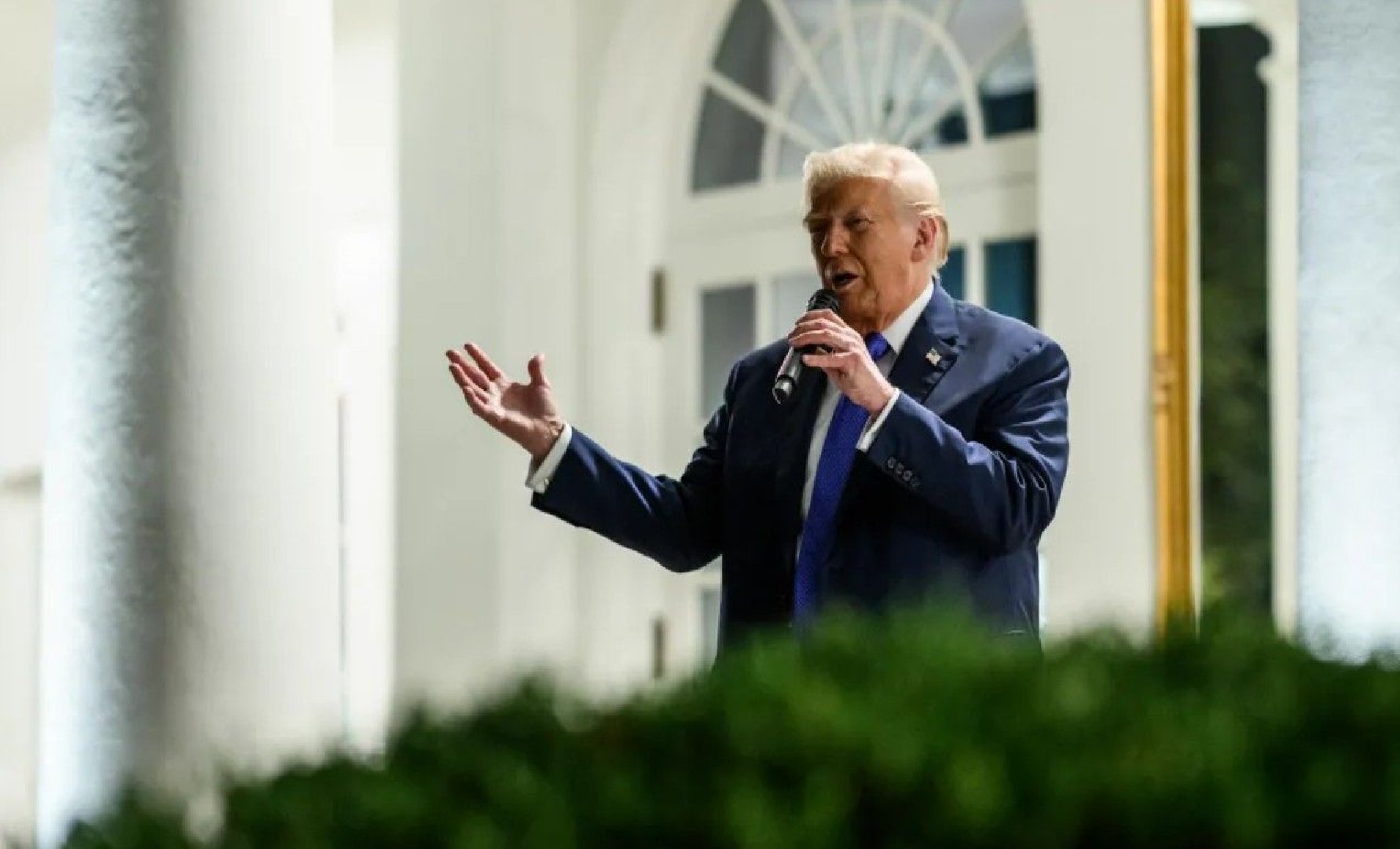Трамп сказал Зеленскому, что пора пойти на сделку и завершить конфликт на Украине