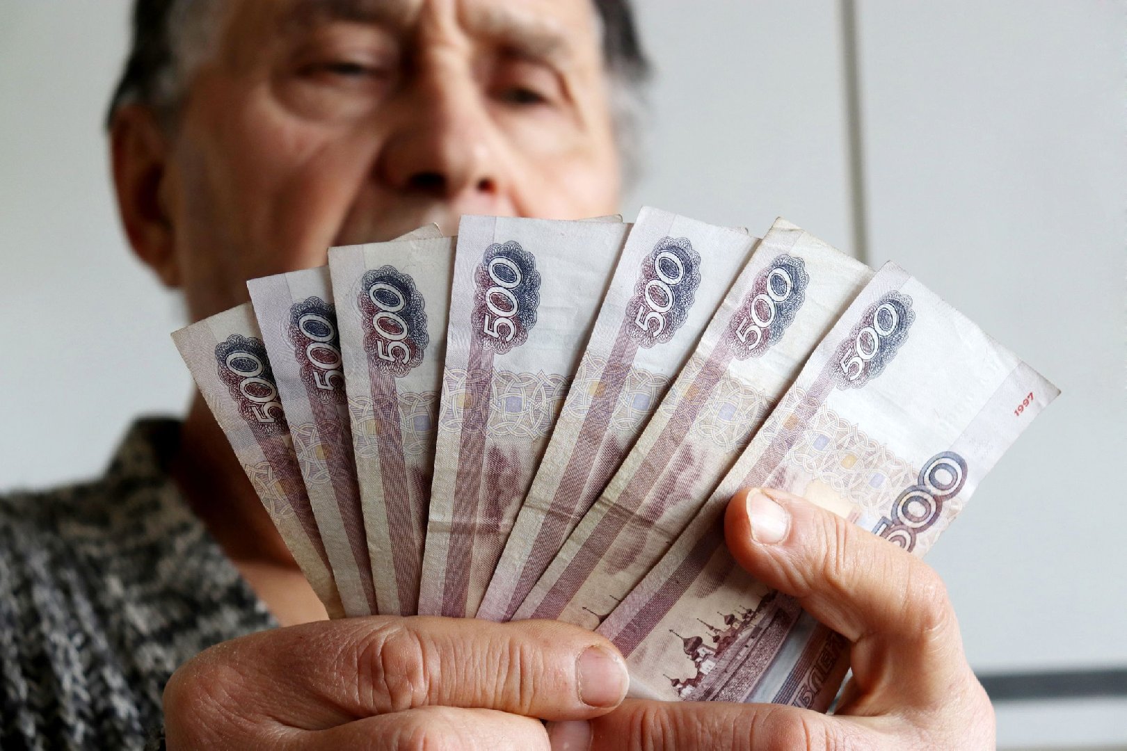 В Госдуме объяснили, может ли иностранец получать пенсию в России