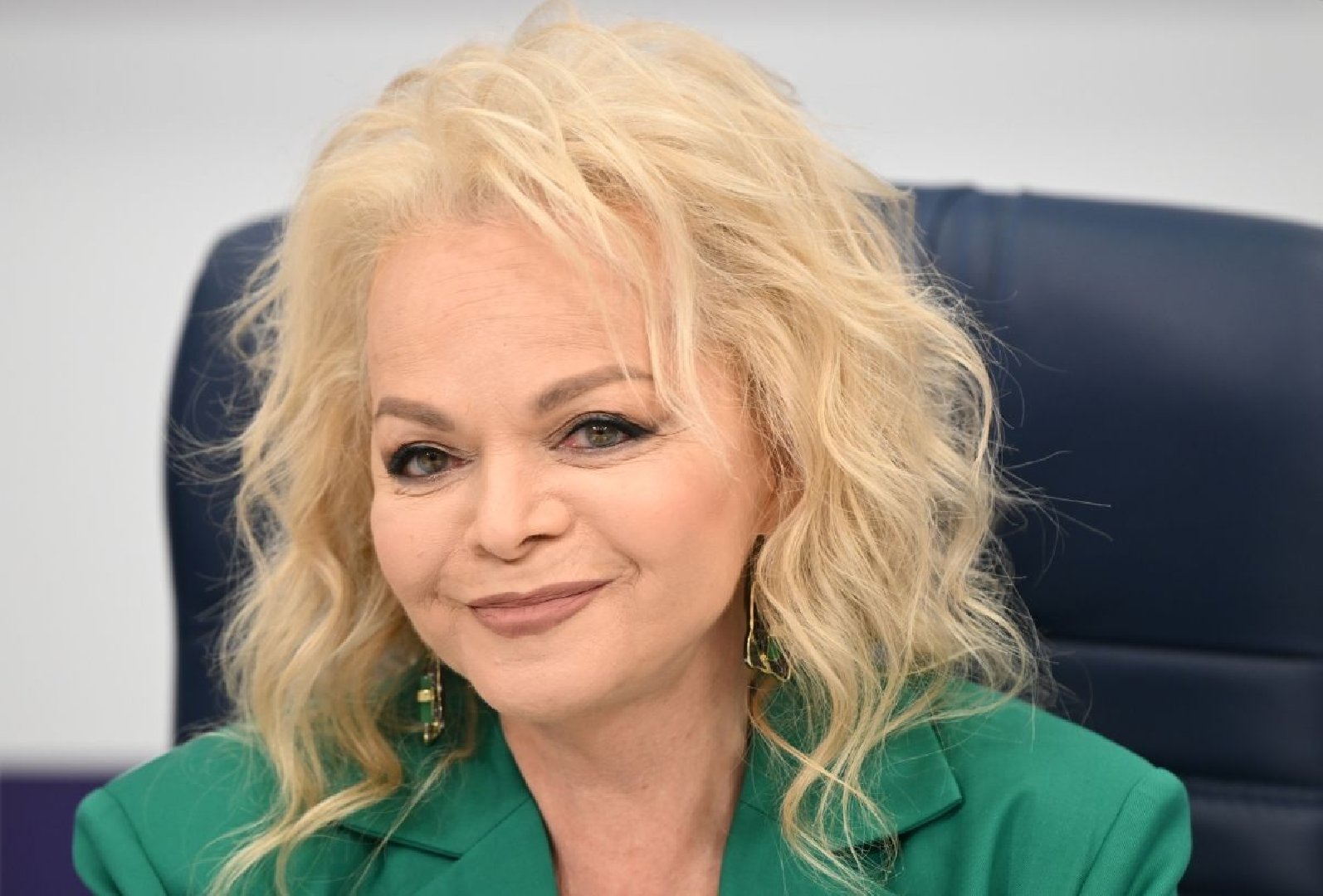 Адвокат Зернов раскрыл последствия дела Ларисы Долиной для России