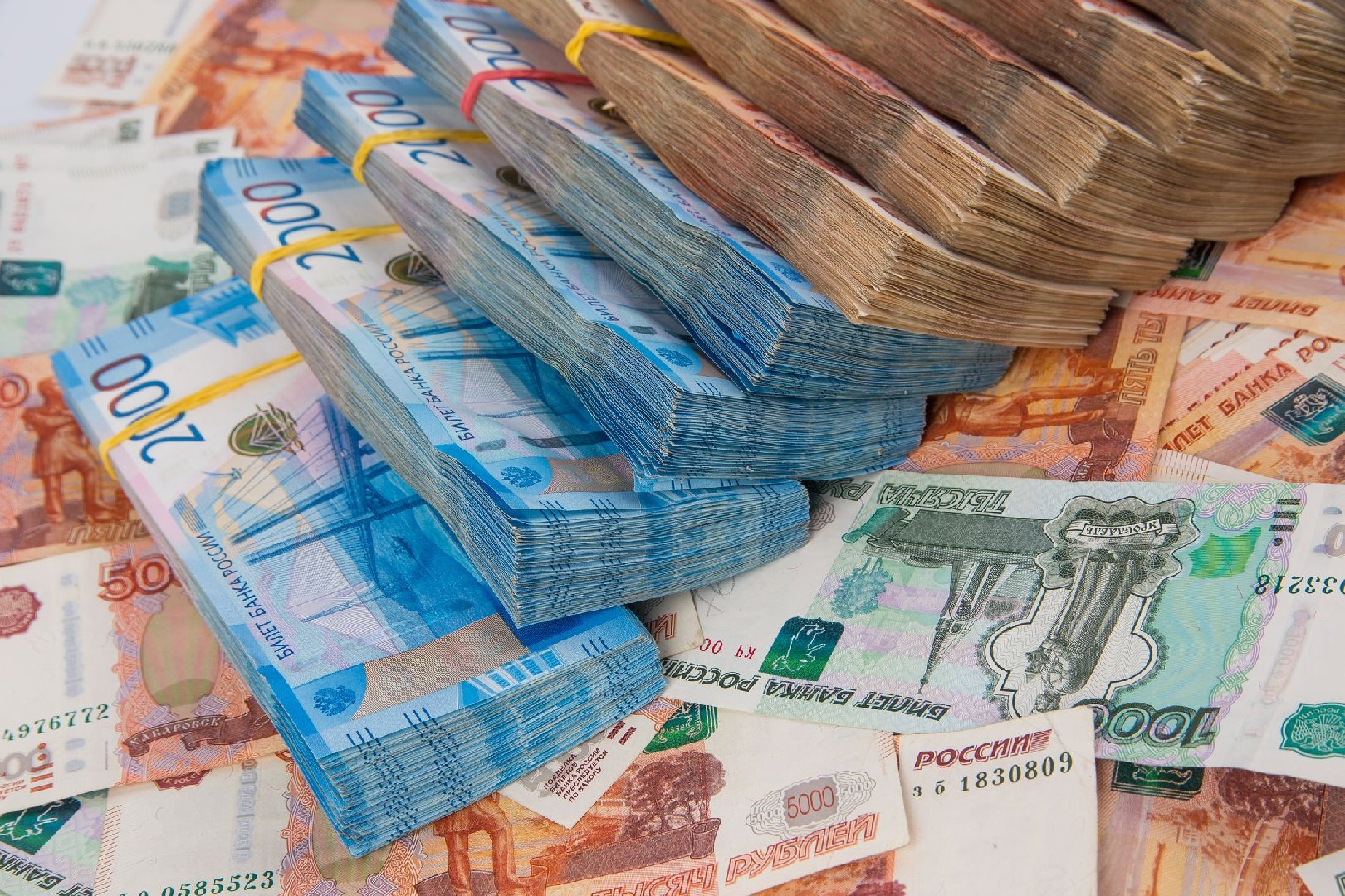 Российский бюджет потерял миллиард рублей из-за действий казахстанского банка
