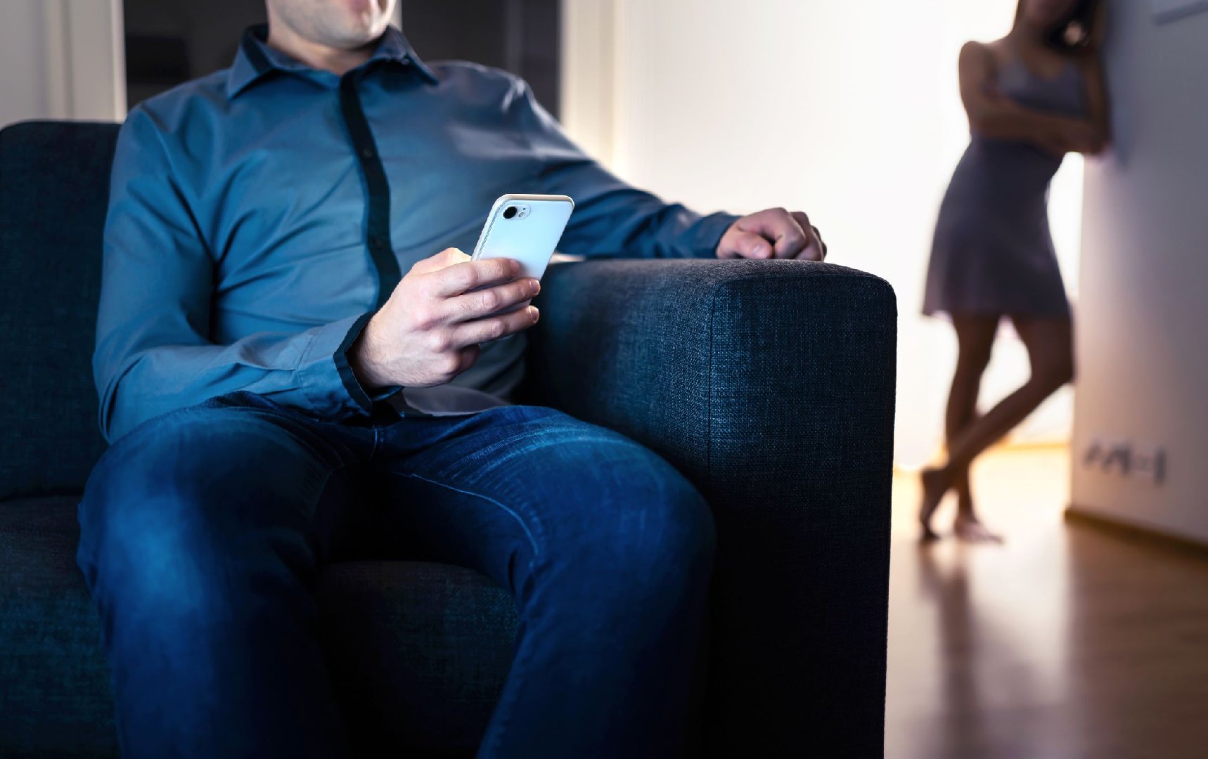 Ревнивец застрелил жену из ружья после того, как насмотрелся порно-клипов про измену