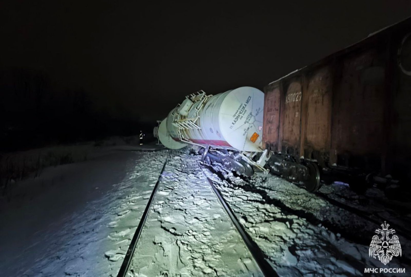 Выяснилась предварительная причина схода четырех цистерн грузового поезда с рельсов под Тулой