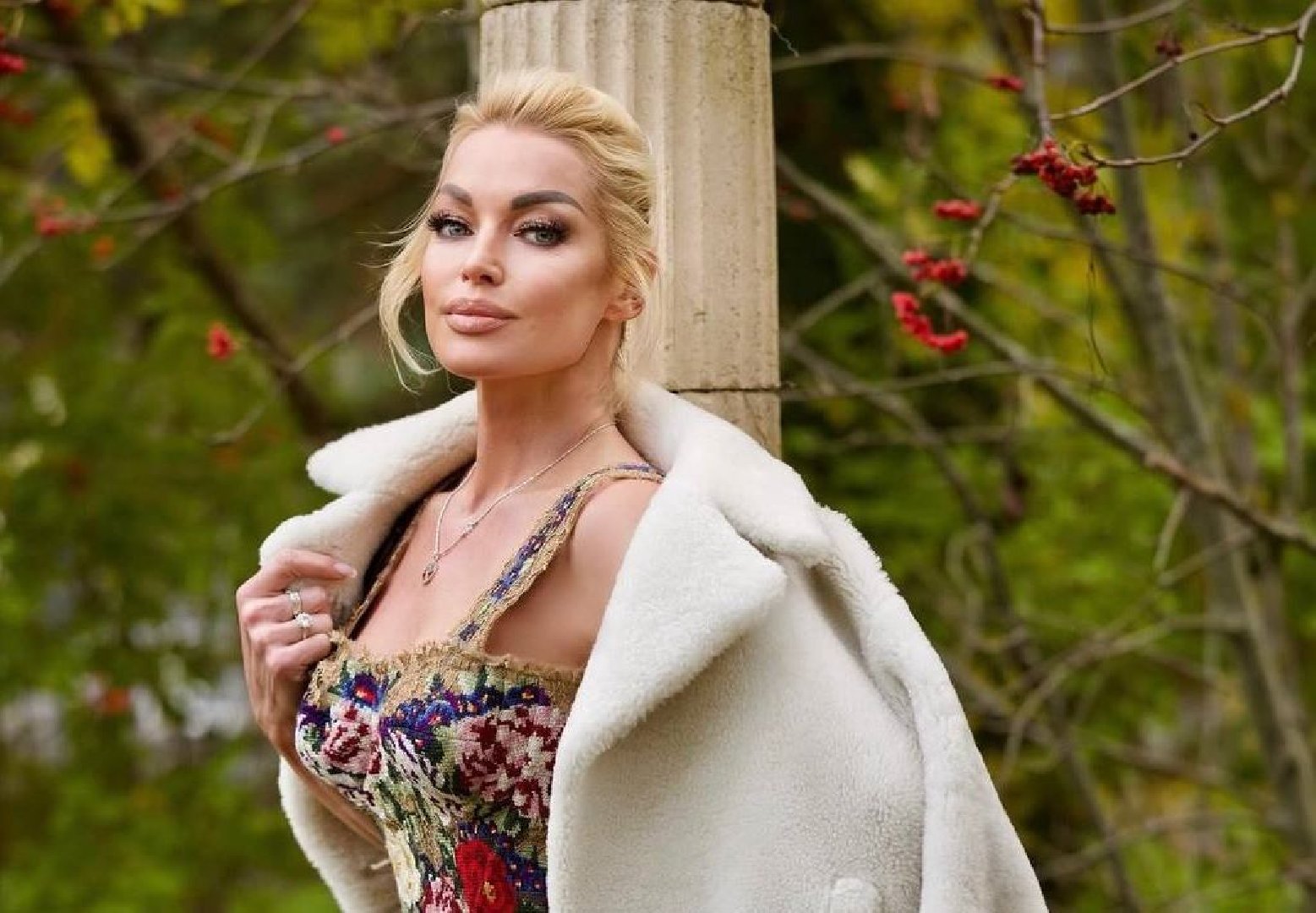 &laquo;Мой дом &mdash; крепость&raquo;: Волочкова переосвятила дом после скандала с Джигурдой