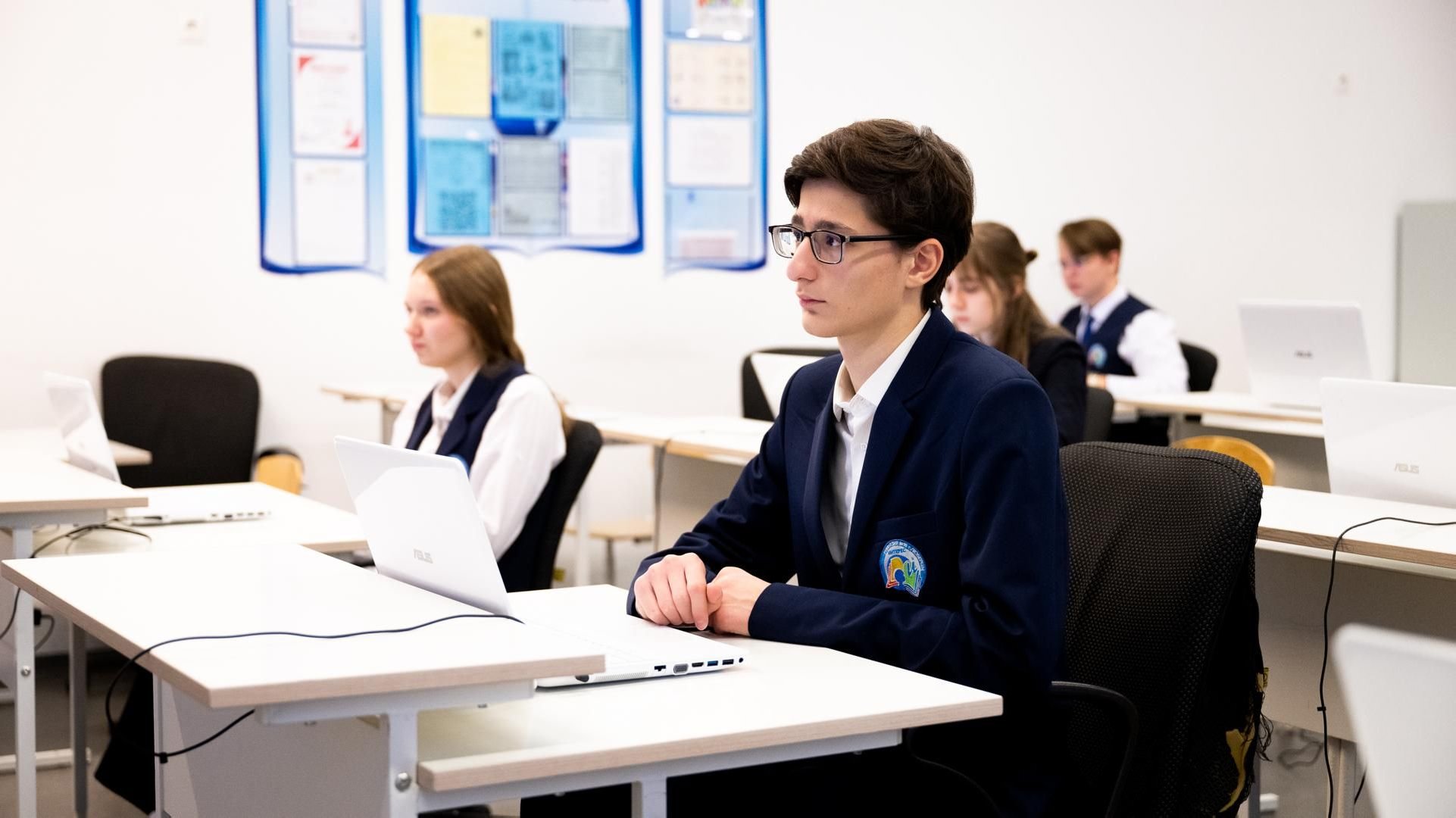 В Подмосковье обсудили внедрение искусственного интеллекта в школах