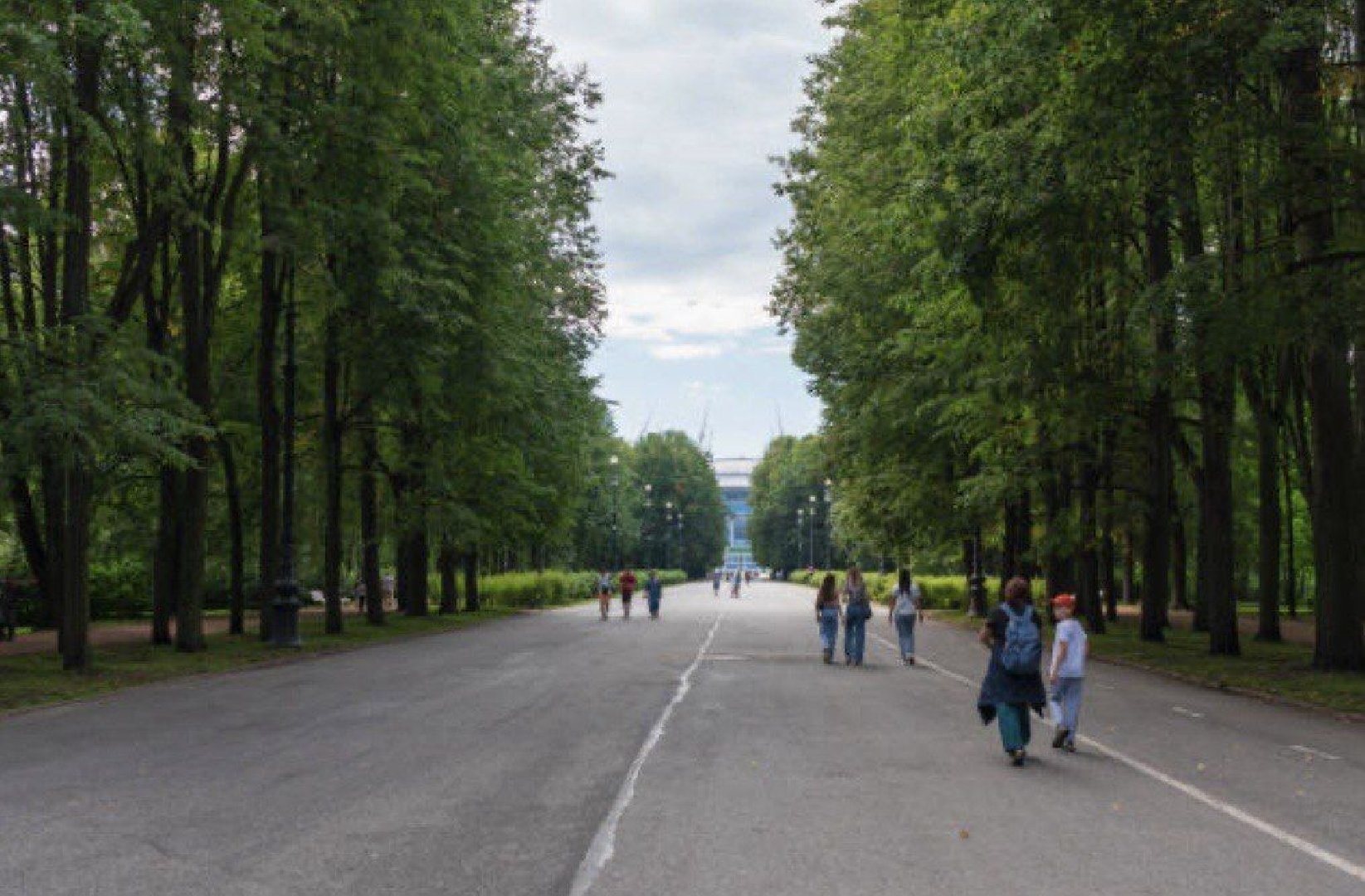 Россияне получат дополнительный выходной в честь Дня Победы