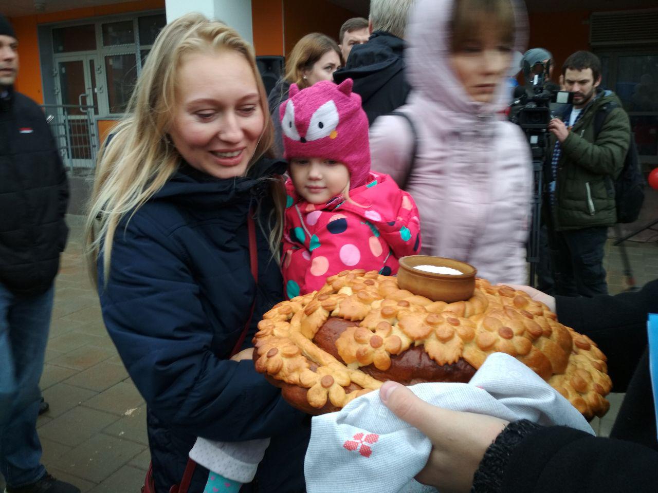 Ждали четыре года. Дольщики красногорского долгостроя начали готовиться к  новоселью | Радио 1