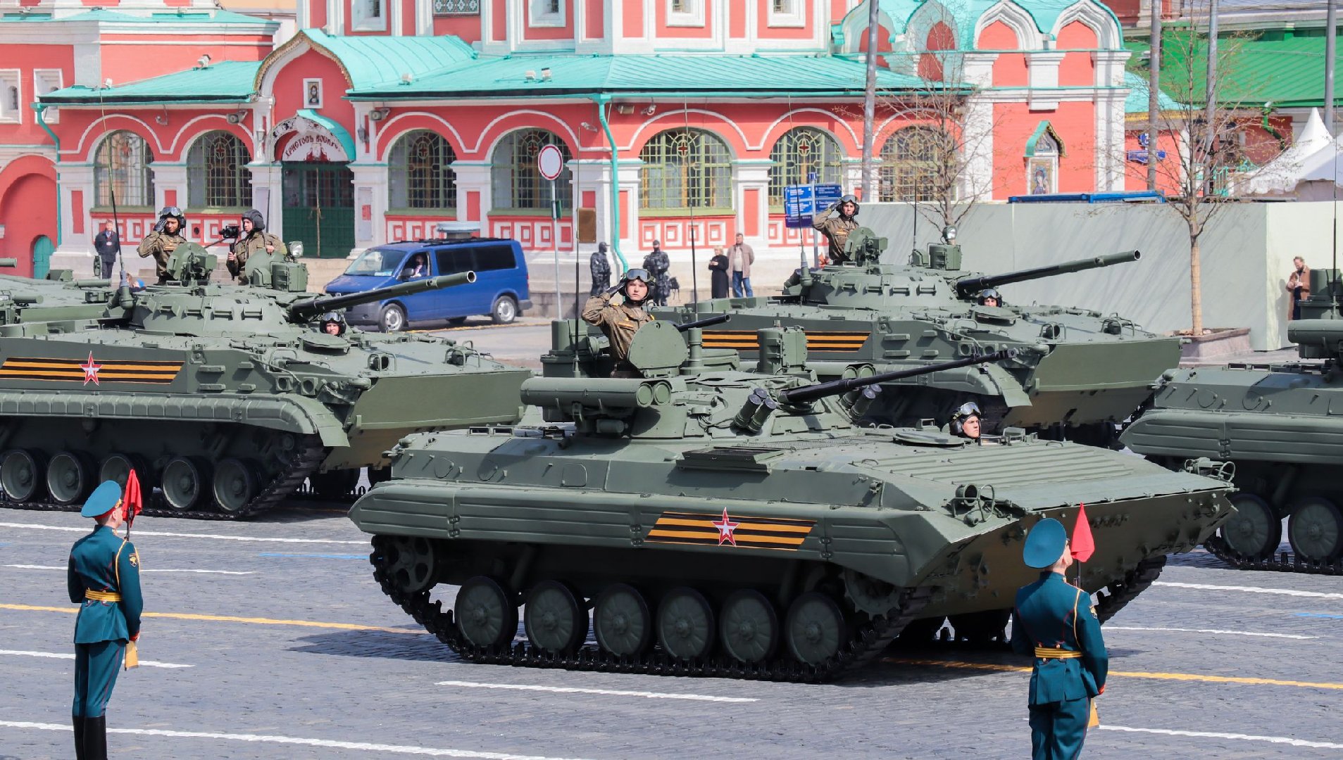 &laquo;Бесноватый режим&raquo;: В РФ оценили угрозы Зеленского сорвать Парад Победы