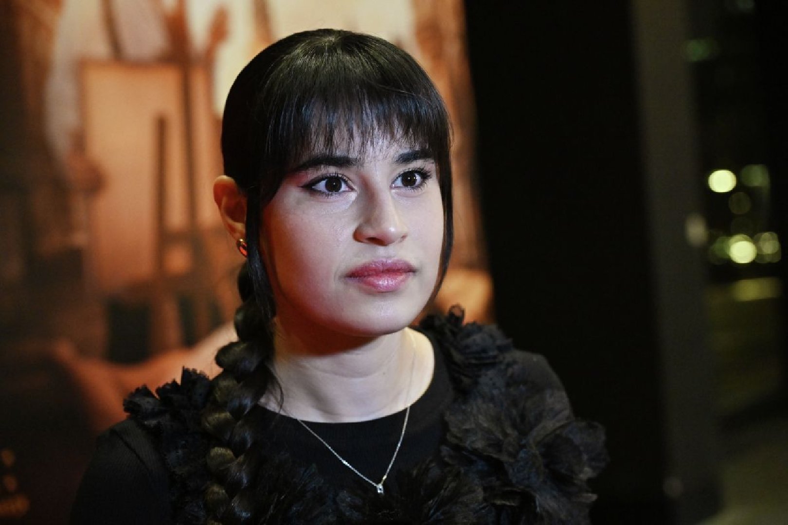Мать топила в ванной, Крутой подарил квартиру, а Малахов ударил в спину: почему на самом деле пропала Диана Анкудинова из шоу &laquo;Ты супер!&raquo;